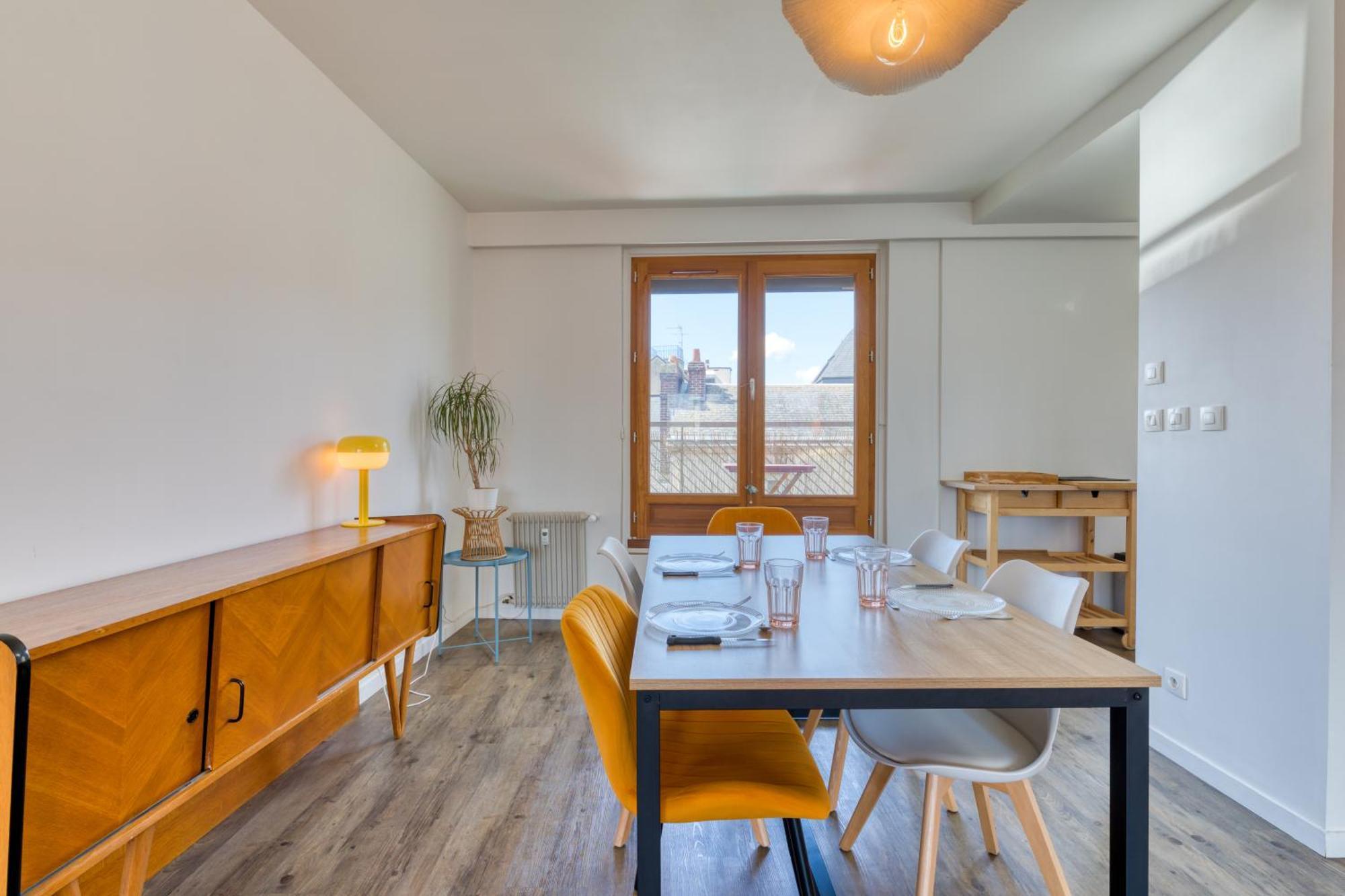ルーアンJuliette : *Logement Avec Balcon*アパートメント エクステリア 写真